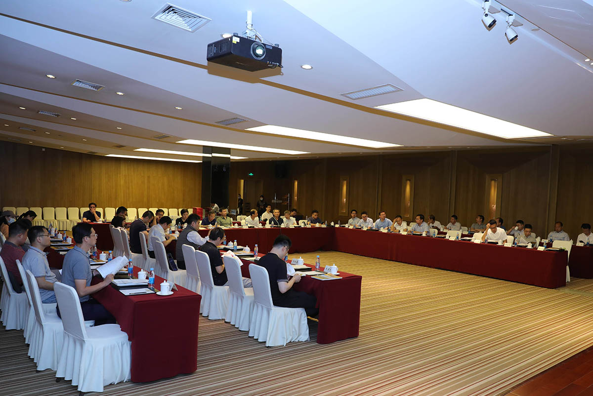 摄像机升降案例